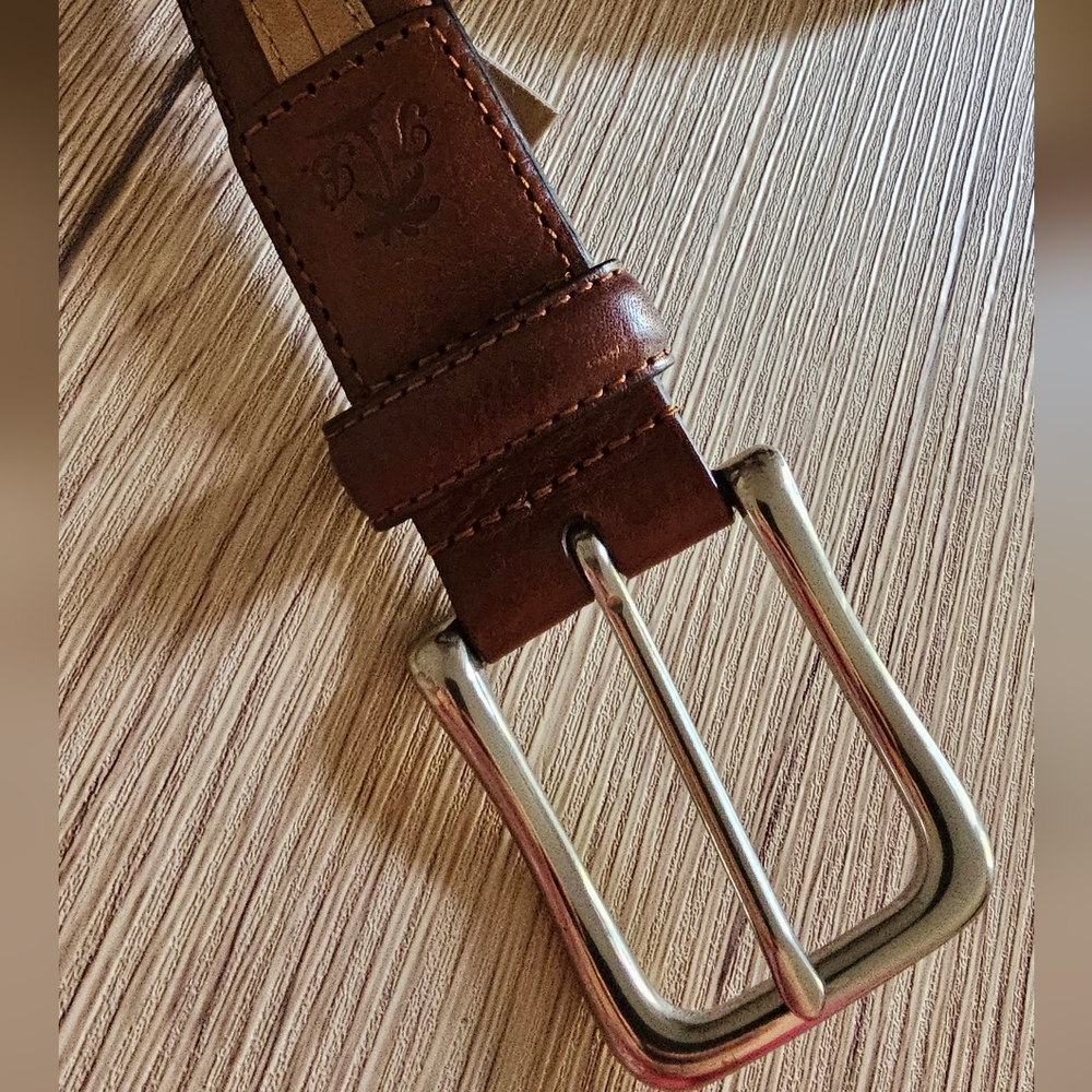 Tommy Bahama leather belt
